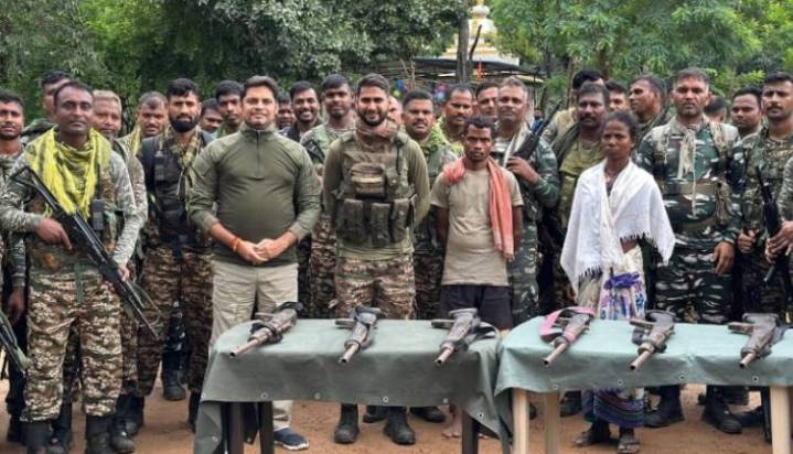 Chhattisgarh: Two ‘Jan Militia’ Members Arrested; Cache Of Illegal Weapons Recovered