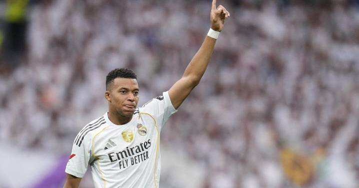 Mbappé and Militão strike from distance as Real Madrid deals Espanyol first loss