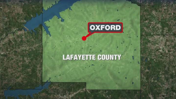 2 injured in plane crash near Oxford airport