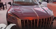 Autos top de China de la marca Hongqi entran al mercado nacional