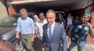 Cuomo heckled at Queens mosque campaign stop over support for Israel