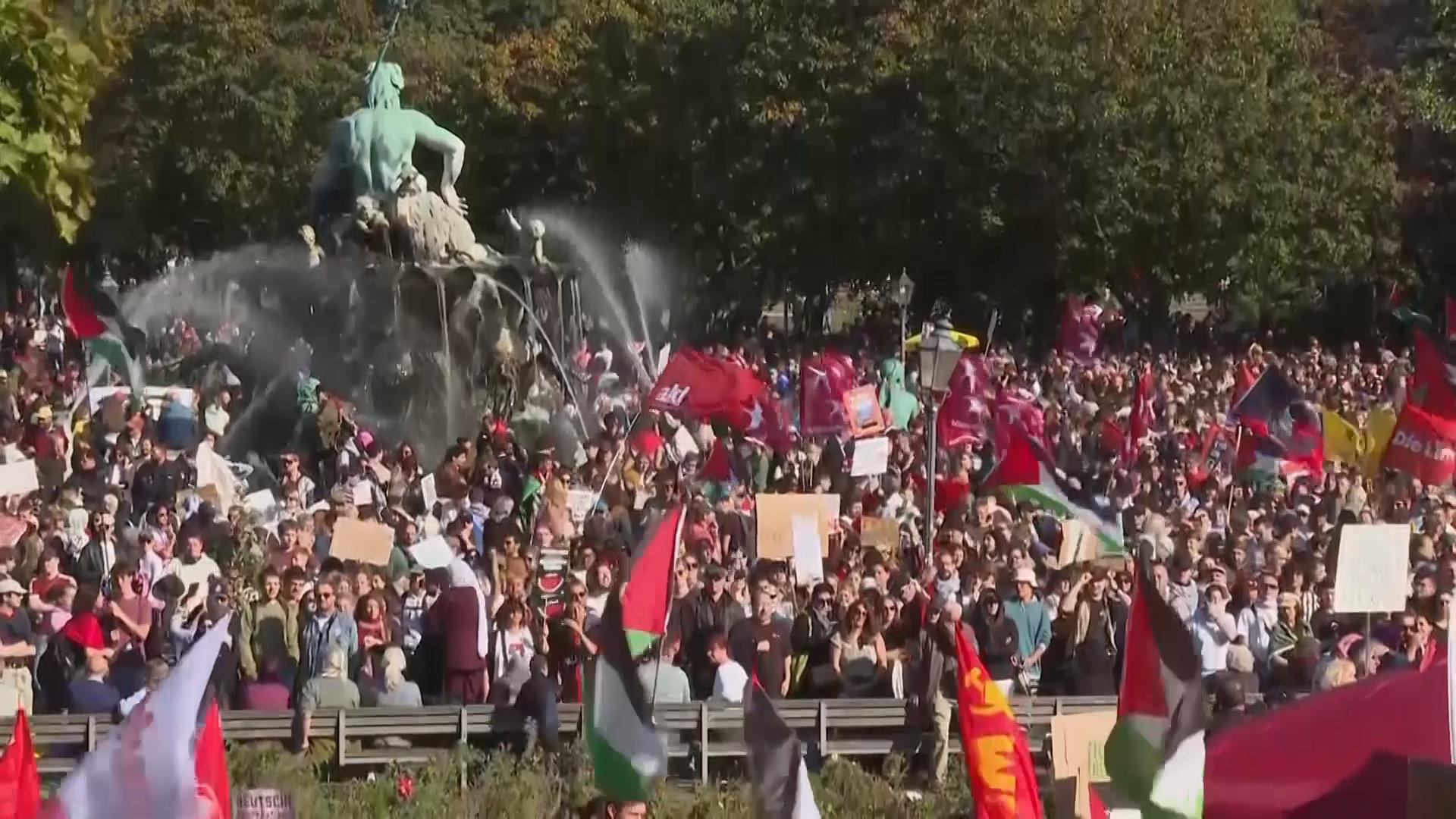 Thousands march through central Berlin protesting the war in Gaza
