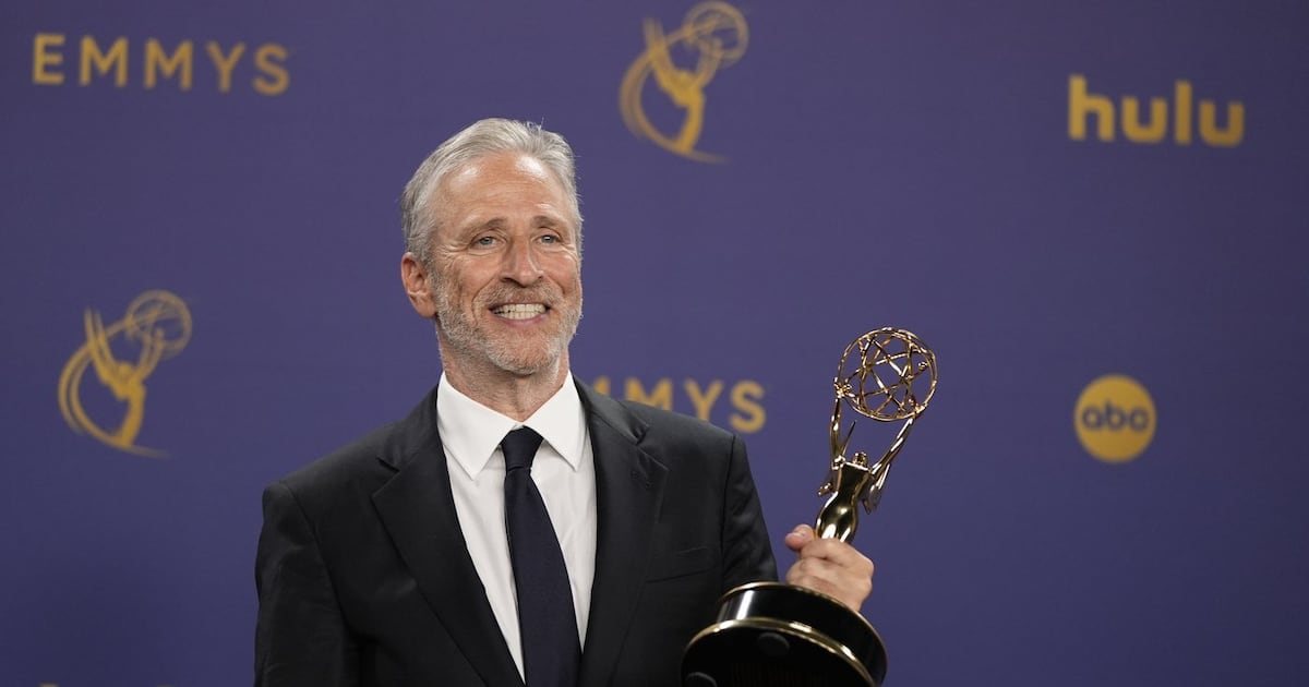 Jon Stewart to host 'The Daily Show' in rare appearance after Kimmel suspension