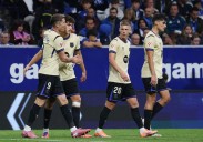 El Barça remonta y sigue la estela del Real Madrid