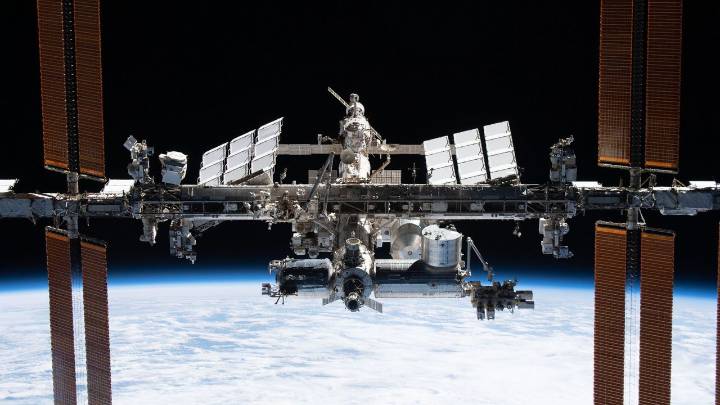 Will the International Space Station be replaced before its fiery death in 2030?