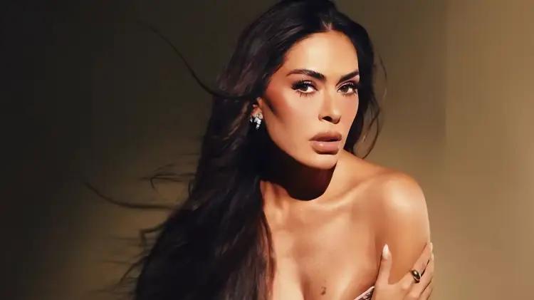 El vestido bronce de Galilea Montijo en LCDLF: moda con narrativa mexicana
