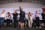 México superó con firmeza presiones arancelarias de EU, afirma Sheinbaum en gira por NL