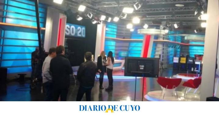 Un hombre con un cuchillo ingresó a Crónica TV y generó pánico en el canal