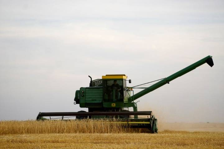 Some progress made on Alberta harvest