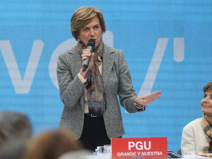 Matthei cuestiona propuesta "Chao préstamo" de Kast y asegura que "no hay cómo hacerlo"