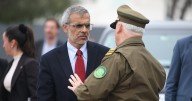 La mano del ministro Cordero en el llamado a retiro del coronel jefe de Labocar por robo de armas