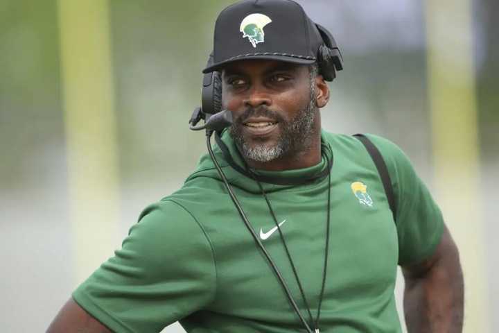 Michael Vick Makes Promise to Norfolk State After Letting Down 19,000 Fans Who Met His Demands The score may have stung, but with 19,000 voices behind him, and a vow, Michael Vick has set the stage bi