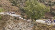 Aislados e incomunicados: los vecinos de Zarzuela y Villares de Jadraque exigen la reconstrucción del puente que une los municipios