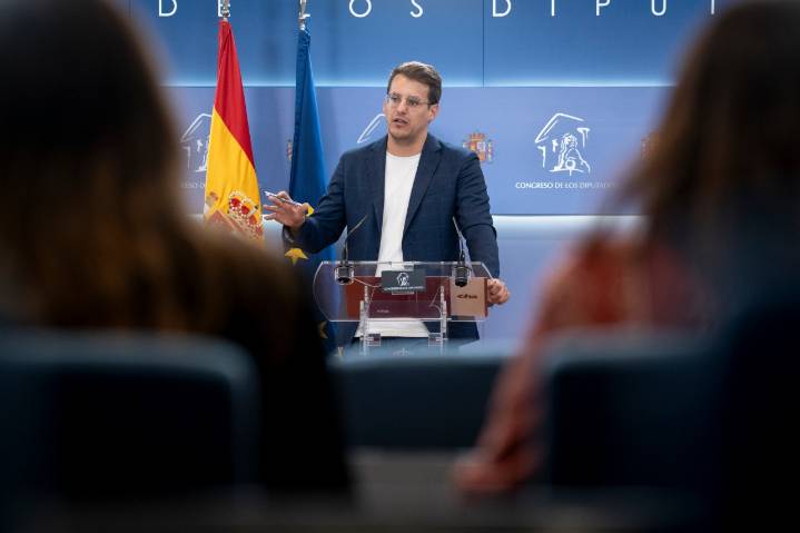 Pueyo (CHA-Sumar) «tiene dudas» sobre el proyecto de la quita de la deuda