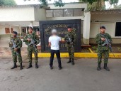 En Villavicencio, integrante del Bloque Amazonas se entregó al Ejército