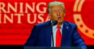 "Mártir de la libertad": Trump encabezó el funeral de Kirk e hizo las paces con Musk