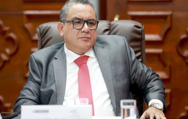 Ministro Santiváñez: “Expulsión de ‘El Monstruo’ desde Paraguay está descartada”