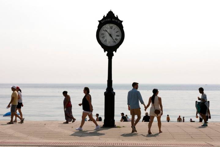 Mass. weather: Warm, humid conditions expected Friday ahead of stormy weekend
