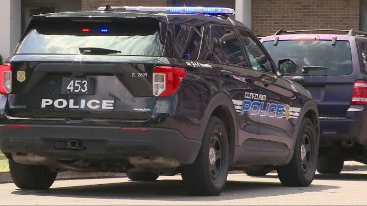 Police investigate 2 homicides in Cleveland during Labor Day weekend