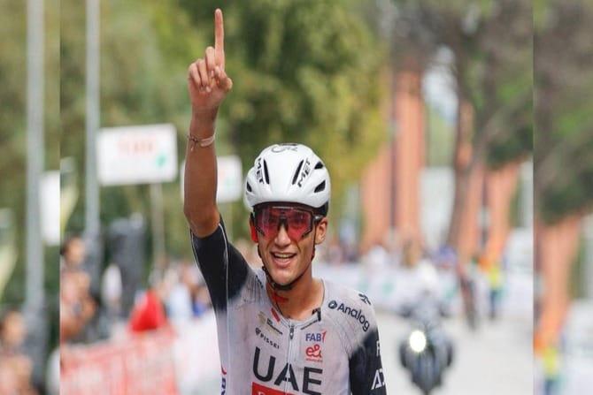 Isaac del Toro conquistó el Giro della Toscana 2025