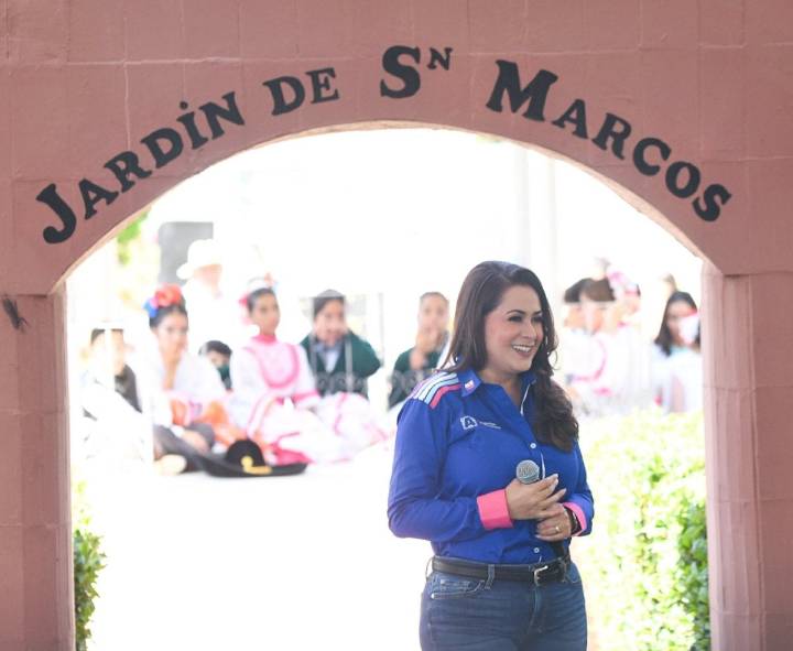 Gobernadora de Aguascalientes arranca gira de su Tercer Informe con niñas y niños