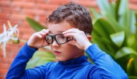 ¿La visión de los niños empeora? La contaminación del aire puede ser la culpable