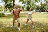 Harvard revela cuál es el mejor ejercicio después de los 55 años: no es caminar ni correr