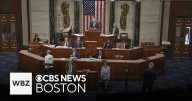 Lawmakers in Washington criticize Trump for leaving D.C. as government shutdown looms