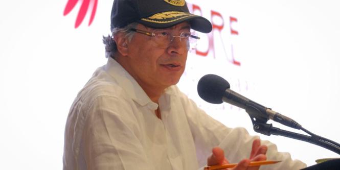 Presidente Petro calificó de asesinato el ataque de Estados Unidos contra embarcación en el Caribe 