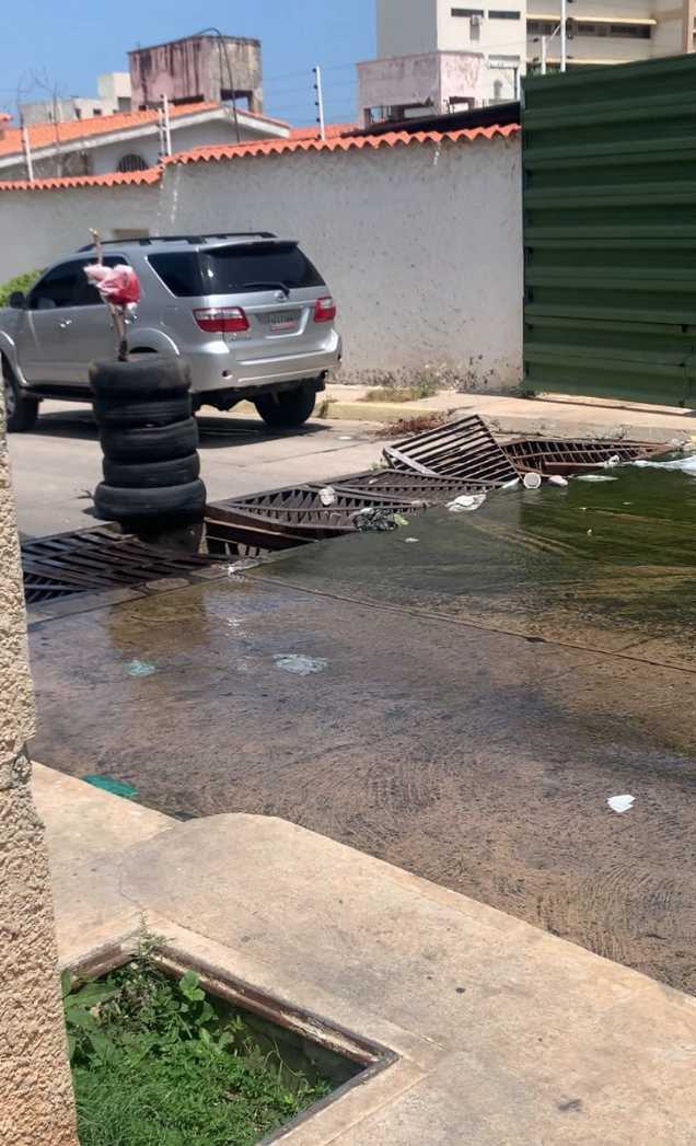 Aguas servidas y caos en Corapal
