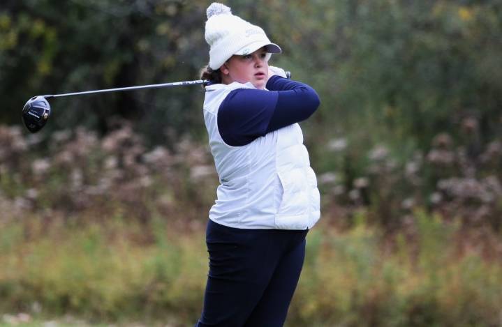 Macomb Dakota swinging to unprecedented success for Macomb County girls golf program