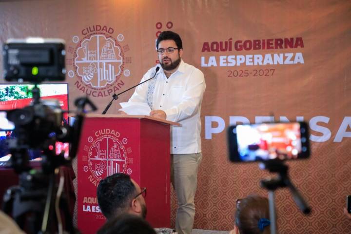 OBRA PÚBLICA EN NAUCALPAN, MUY POR ARRIBA QUE CON A. MOYA