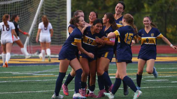 Lourdes Girls Soccer tops New Paltz