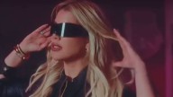 Wanda Nara se mostró con una taser en el adelanto de “Tóxica” y desató la polémica