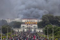 En VIDEO: el interior del Parlamento de Nepal luego de ser incendiado por manifestantes