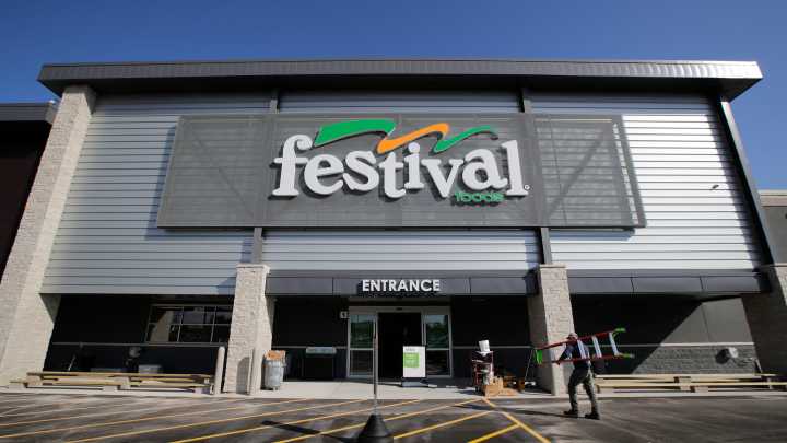 Festival Foods sold to St. Louis-based grocery chain