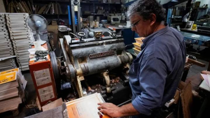 Pymes en alerta: Sin crédito, con caída del empleo y riesgo de crisis similar a 2001