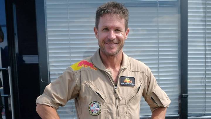 Skydiver Felix Baumgartner, known for record-breaking jump from stratosphere, dies in paragliding crash