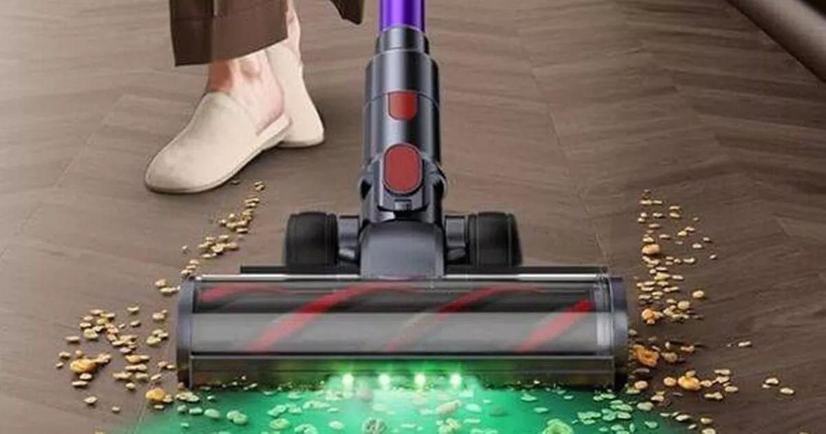 Amazon vacuum cleaner that's 'better than Dyson and Shark' is now 45% off