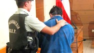 Detienen a hombre que colgó de un árbol y mató al perro de su vecina porque atacó a sus ovejas