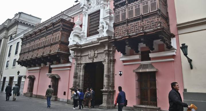 Cancillería: no hay peruanos afectados tras bombardeos en Qatar