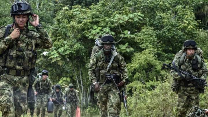 Ejército rescata a 45 soldados retenidos en el Cauca
