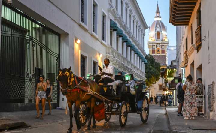 Llegada récord de turistas extranjeros en julio