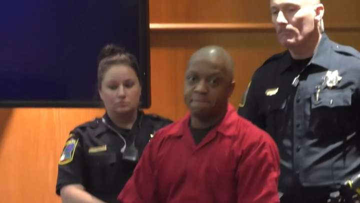 Trial delayed for ex-Chattanooga cop charged with murder