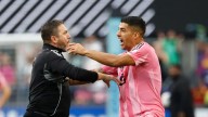 Auxiliar del Seattle Sounders que fue escupido por Luis Suárez terminó bromeando tras la agresión: 'Esperaba una mordida'
