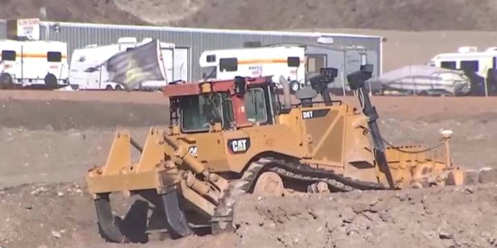 Nevada sheds 7,100 construction jobs amid labor shortage: report