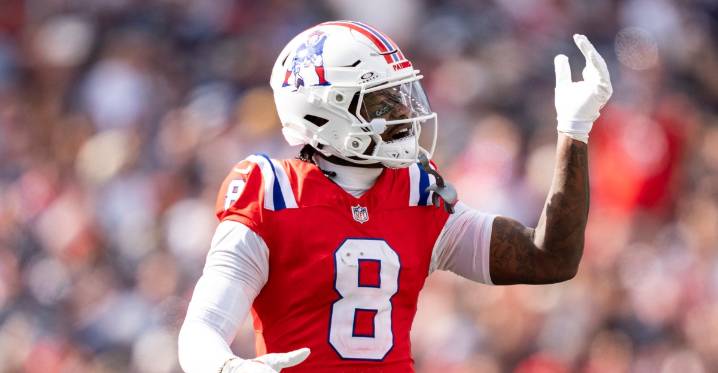 Patriots vs. Steelers snap counts: Wide receiver pecking order taking shape