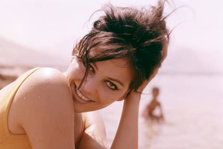 Lamentamos el fallecimiento de Claudia Cardinale, a los 87 años, una leyenda del cine italiano. ¡Un adiós a un verdadero ícono del séptimo arte!