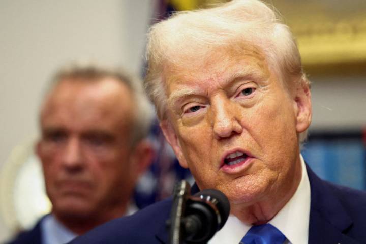 OB-GYN group calls Trump's remarks on acetaminophen 'irresponsible'