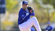 Dodgers pitcher Blake Snell shakes off Dave Roberts, strikes out Phillies side